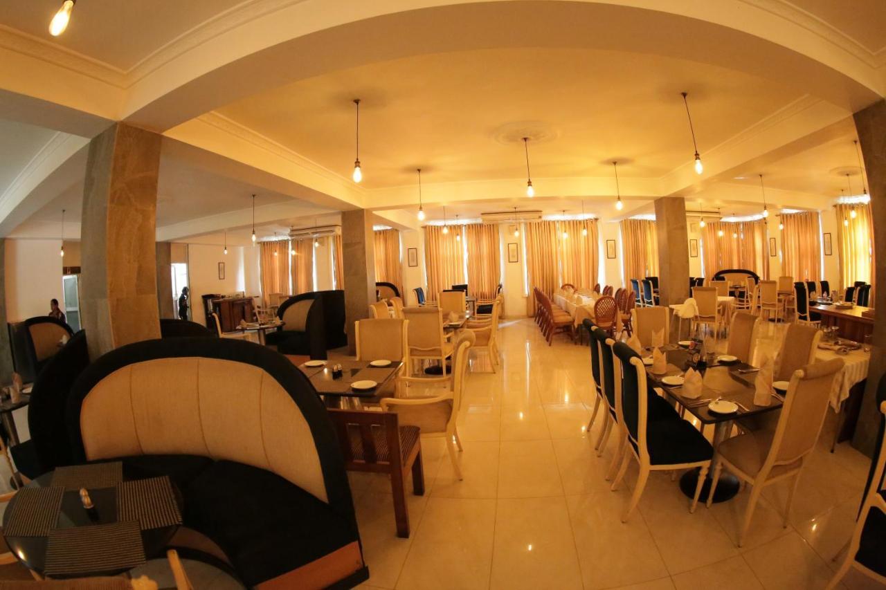 The Royal Mall Kandy Zewnętrze zdjęcie